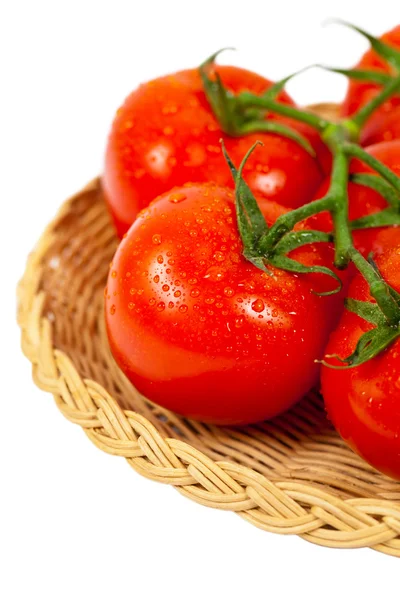 Tomates rojos en la vid —  Fotos de Stock