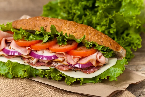 Italiaanse sub sandwich — Stockfoto