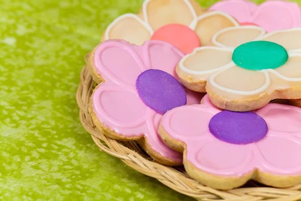 Homemade sugar cookies shaped like flowers — Stock Photo, Image