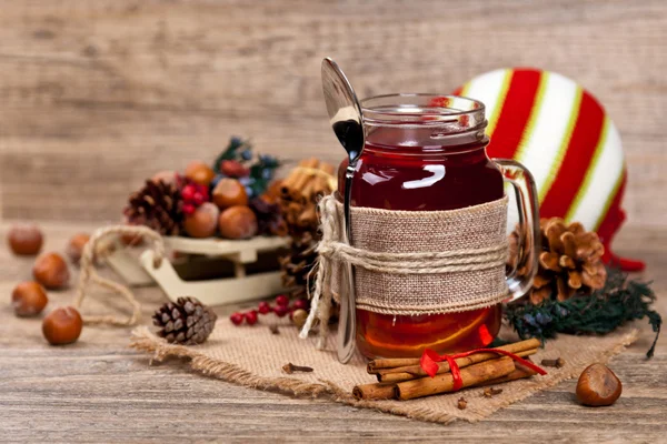 Hot winter tea — Stock Photo, Image