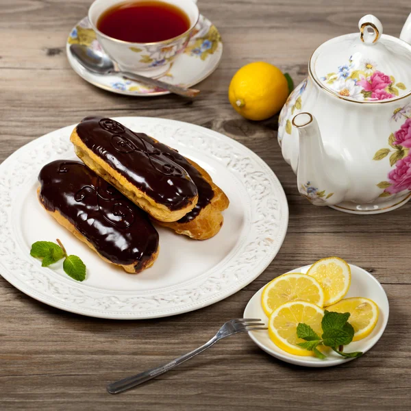 Cioccolato Eclair Dessert — Foto Stock