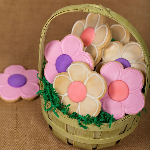 Homemade sugar cookies shaped like flowers — Stock Photo, Image