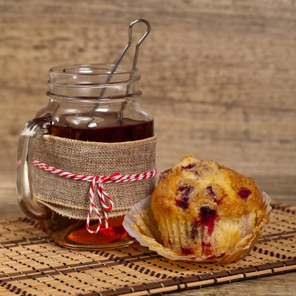 Muffins mit Preiselbeeren — Stockfoto