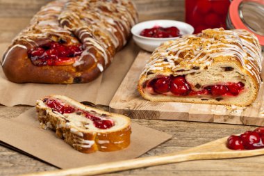 Kiraz ile tatil ekmek