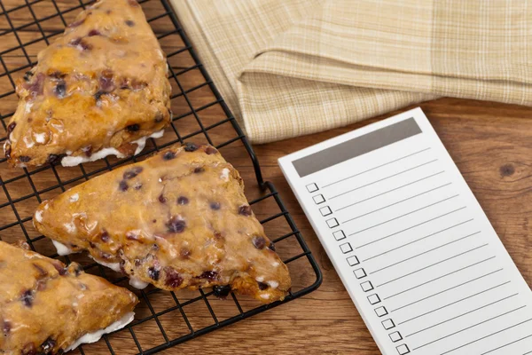 Blaubeer-Scones — Stockfoto