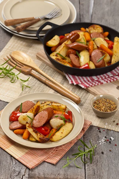 Roasted Potato and Sausage Dinner — Stock Photo, Image