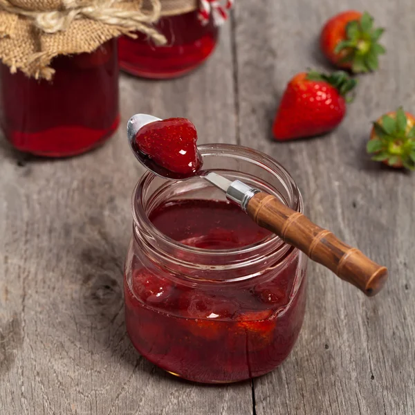 Aardbeienjam — Stockfoto