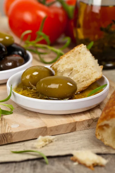 zeytinyağı ile ekmek