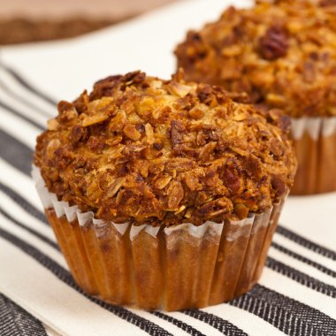 Gevrek gevrek şeftali Muffins