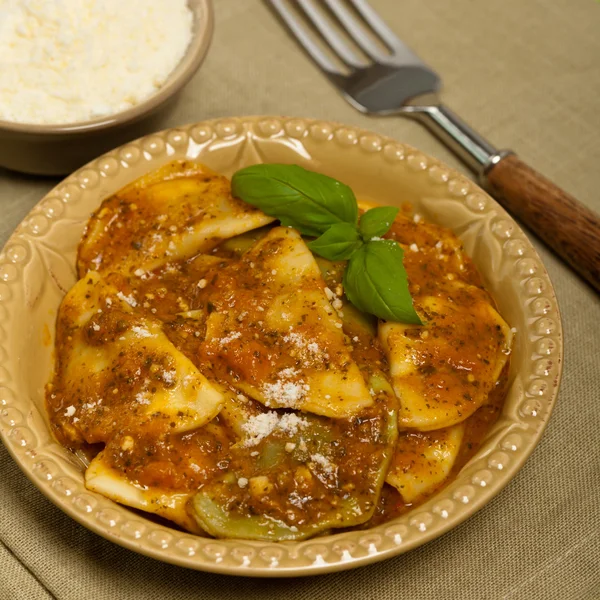 Spenat Ravioli Sorrentohalvön — Stockfoto