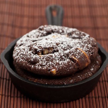 Çikolatalı sandviç kurabiye