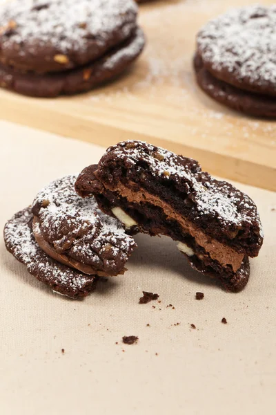 Chocolate Sandwich Cookies — Stock Photo, Image