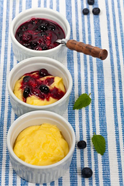 Muz vanilya puding — Stok fotoğraf