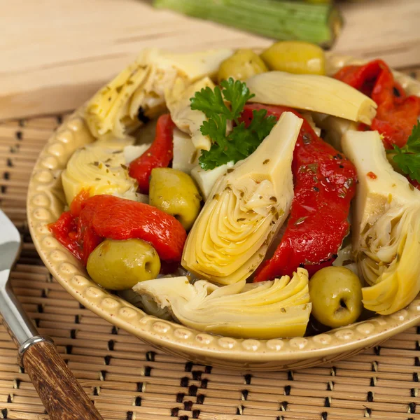 Salada de alcachofra — Fotografia de Stock