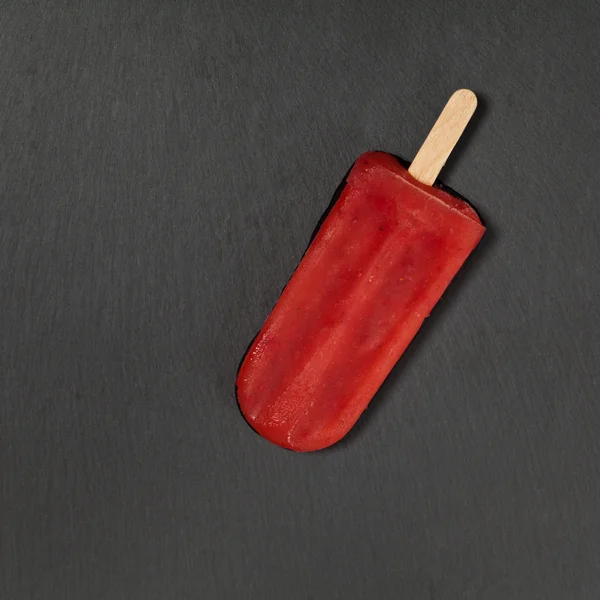 Paletas de fresa congelada Bares de frutas — Foto de Stock