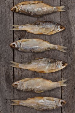 kurutulmuş, tuzlanmış balık