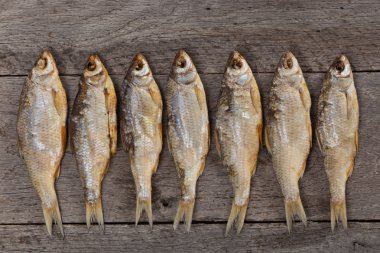 kurutulmuş, tuzlanmış balık