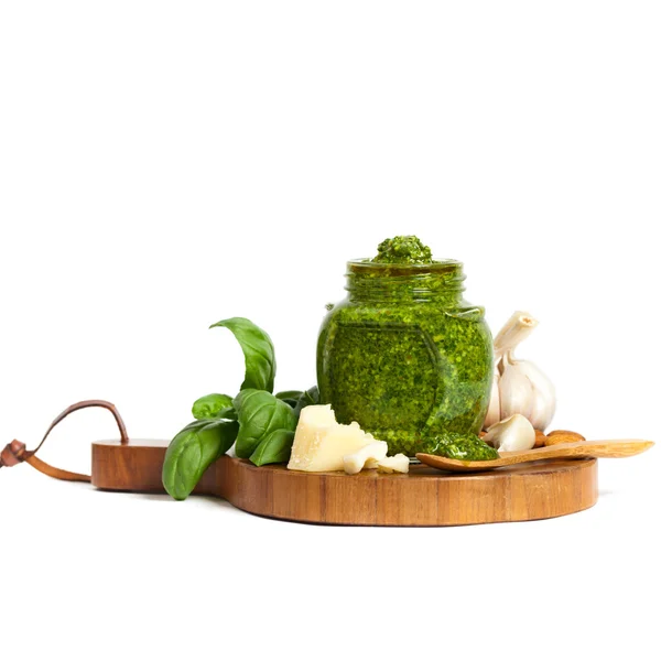 Fesleğen pesto — Stok fotoğraf