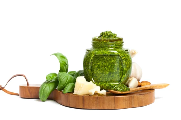 Fesleğen pesto — Stok fotoğraf