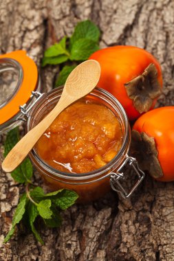 Turuncu Trabzon hurması reçel