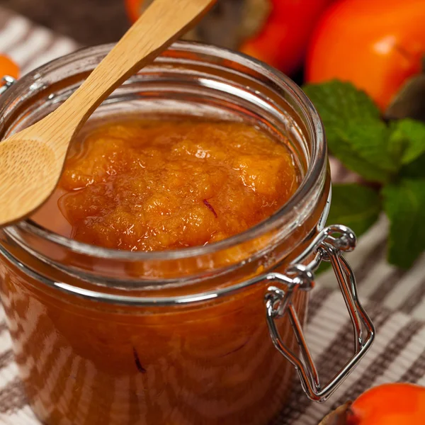 Engarrafamento de caqui laranja — Fotografia de Stock