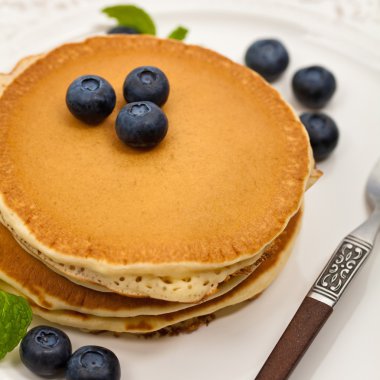 Yaban mersinli ayran krep