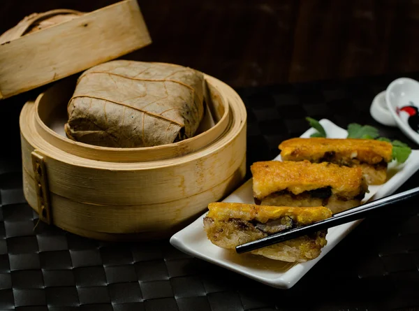 Kızarmış pirinç hamur tatlısı, Çin Dim Sum yapış yapış pan