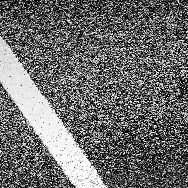 Road with white line — Stock Photo, Image