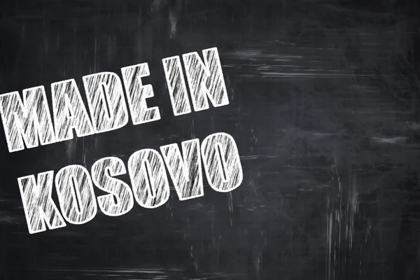 Дошці фону з крейдою листи: зроблено в Косові — стокове фото