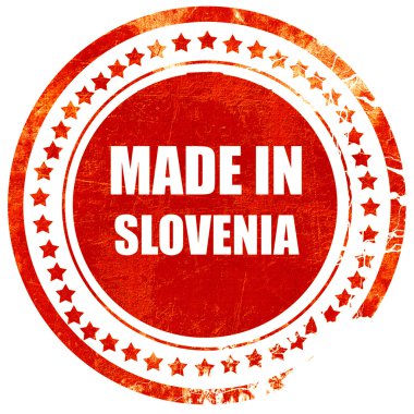 Slovenya made in, düz beyaz bir sırt üzerinde grunge kırmızı kauçuk damga