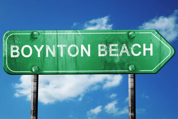 Boynton 비치도로 표지판, 착용 및 손상 보고 — 스톡 사진