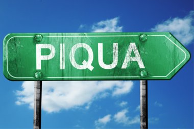 piqua yol işaret, hasarlı ve aşınmış bak