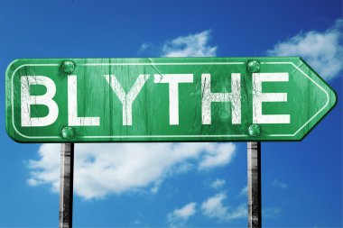 Blythe yol işaret, yıpranmış ve hasarlı bir görünüm