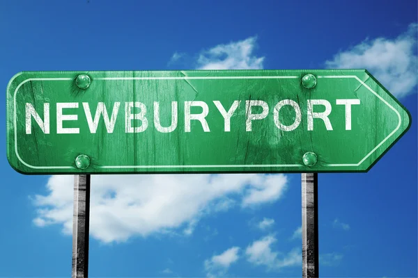 Newburyport도로 표지판, 착용 및 손상 보고 — 스톡 사진