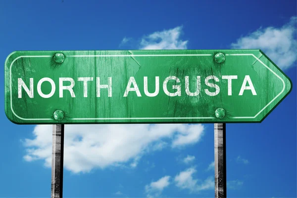 North Augusta Straßenschild, abgenutzt und beschädigt — Stockfoto