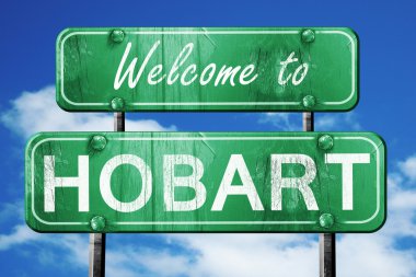 Hobart vintage yeşil yol işareti mavi gökyüzü arka plan ile