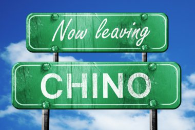 Chino, yeşil vintage yol işaret ile kaba yazı bırakarak