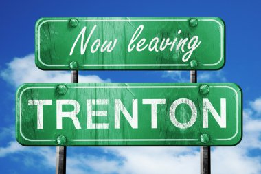 Trenton, yeşil vintage yol işaret ile kaba yazı bırakarak