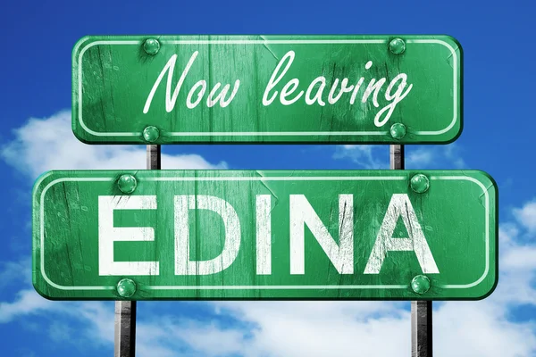 Edina, yeşil vintage yol işaret ile kaba yazı bırakarak