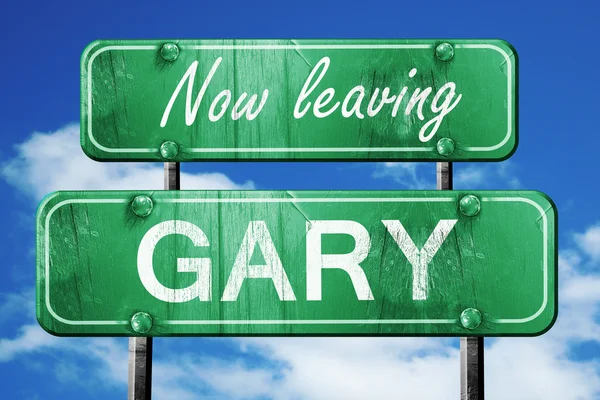 Gary, yeşil vintage yol işaret ile kaba yazı bırakarak