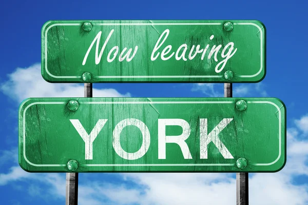 York, yeşil vintage yol işaret ile kaba yazı bırakarak