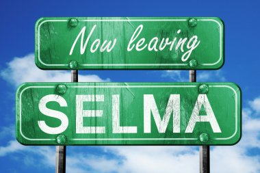 Selma, yeşil vintage yol işaret ile kaba yazı bırakarak