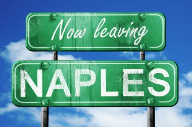 Naples, yeşil vintage yol işaret ile kaba yazı bırakarak