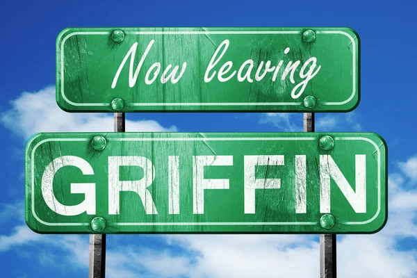 Griffin, yeşil vintage yol işaret ile kaba yazı bırakarak