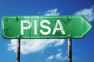 Pisa yol işaret, vintage bulutlar arka plan ile yeşil