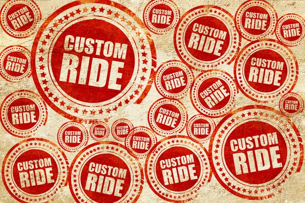 Custom Ride, roter Stempel auf Grunge-Papier — Stockfoto