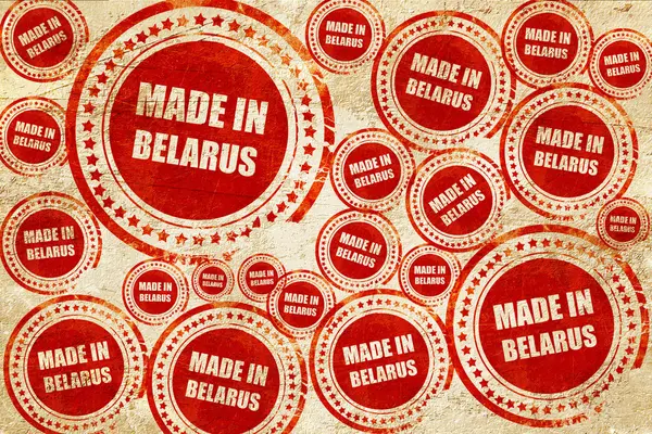 Έκανε στη Λευκορωσία, κόκκινη σφραγίδα για την υφή του χαρτιού μια grunge — Φωτογραφία Αρχείου