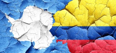 Antarktika bayrak bir grunge Kolombiya bayrağı ile duvar kırık