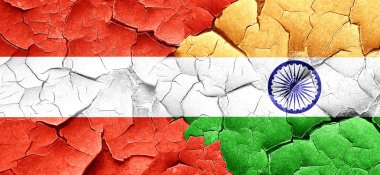 Avusturya bayrağı bir grunge Hindistan bayrağı ile duvar kırık