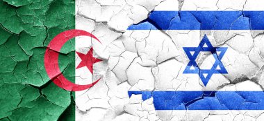 Cezayir bayrağı bir grunge İsrail bayrağı ile duvar kırık